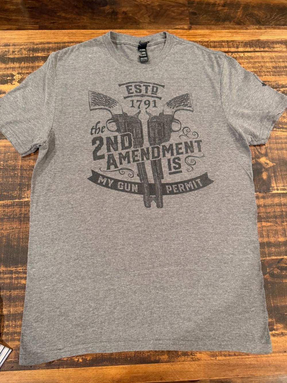 Men's Gray 2nd Amendment Graphic Tee - Short Sleeve Crew